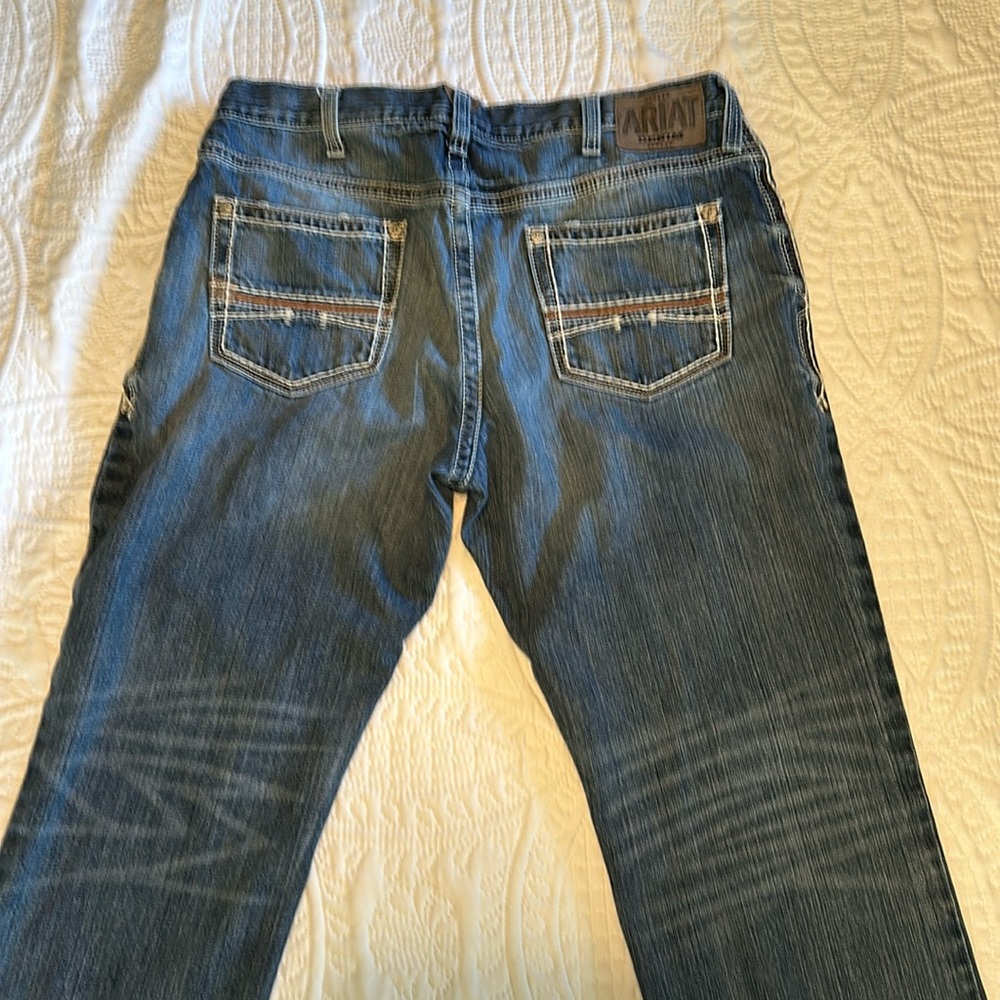 Ariat M4 Boot cut jeans 36x32.